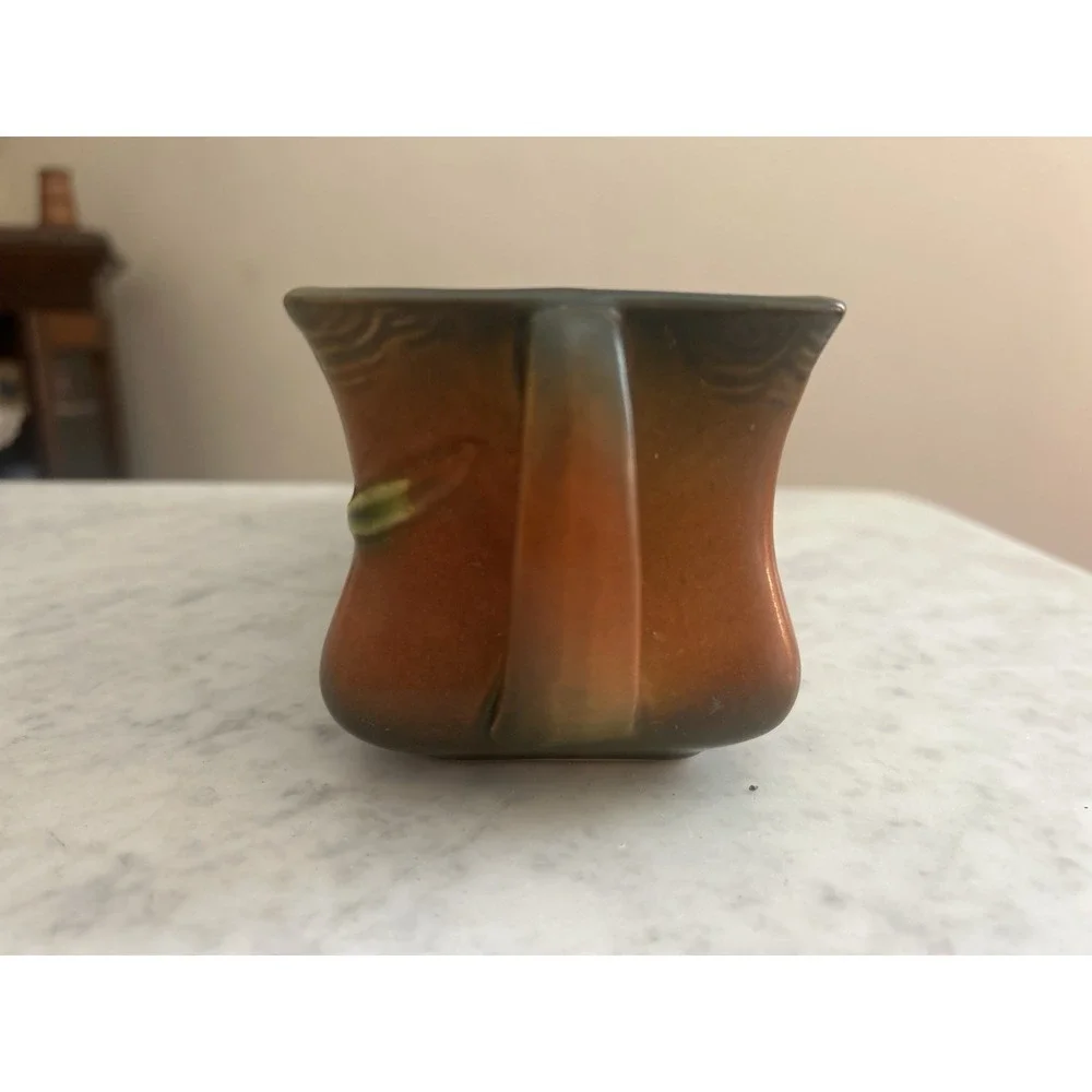 Roseville pottery 1393-8